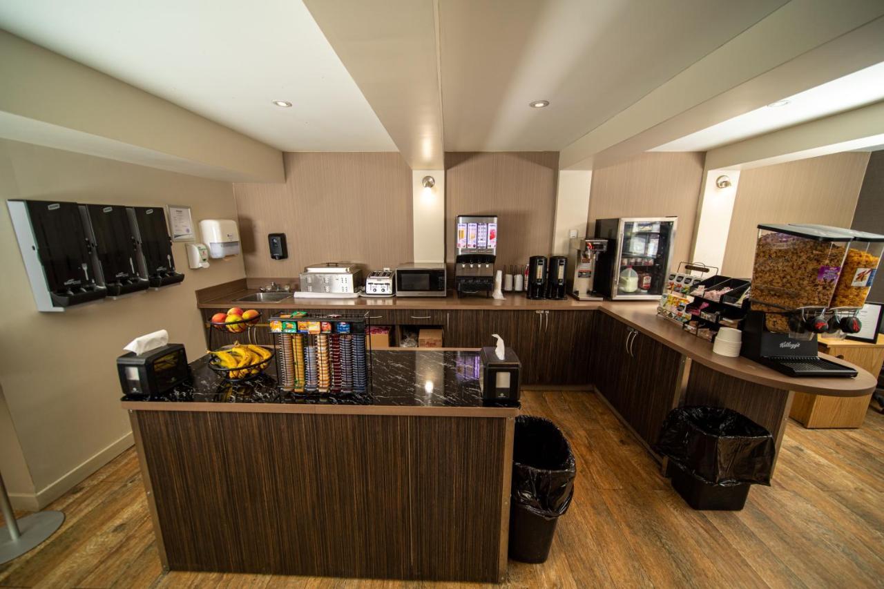Coast Fort St John Hotel Fort St. John Esterno foto