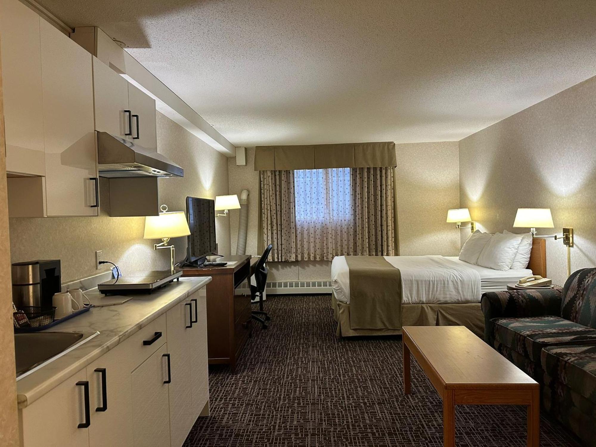 Coast Fort St John Hotel Fort St. John Esterno foto